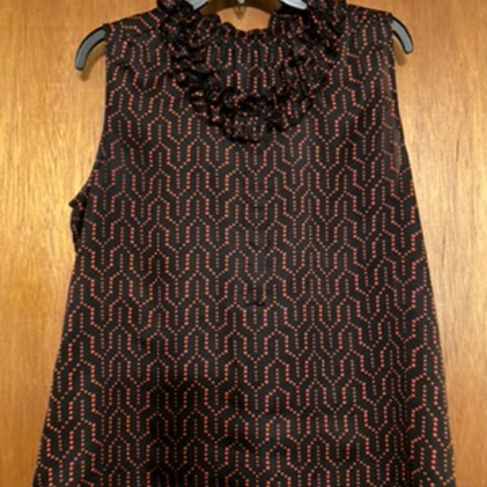 Sleeveless blouse
